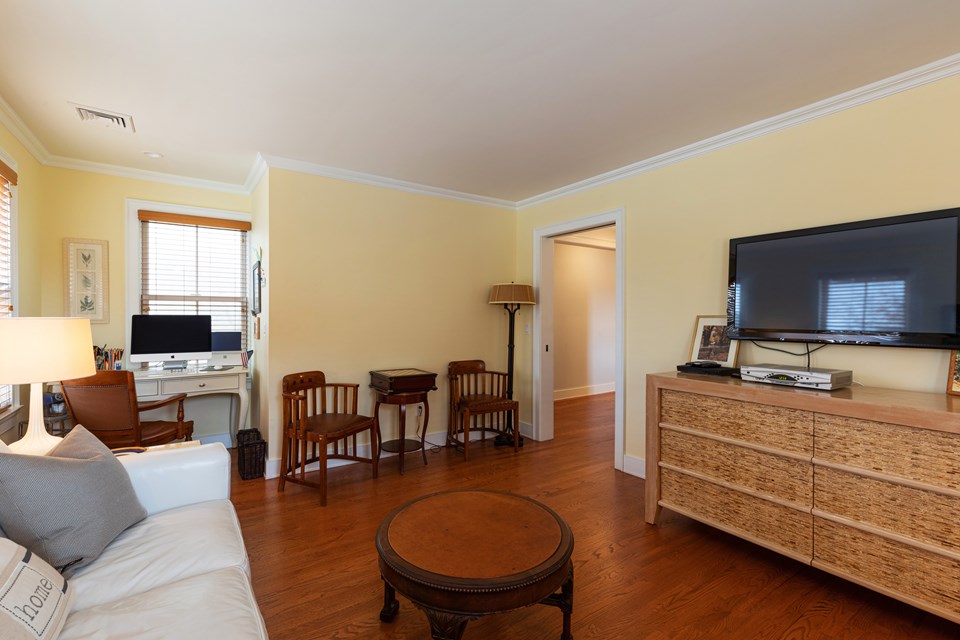 here is the living room with it's office alcove in the background