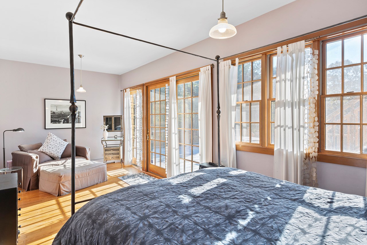 primary bedroom with sitting area