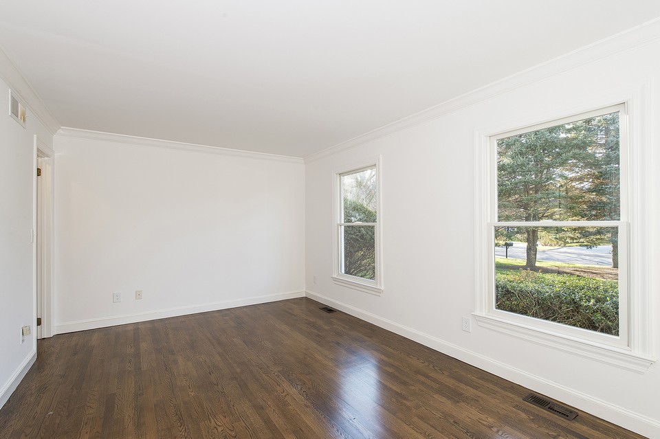 main floor guest room
