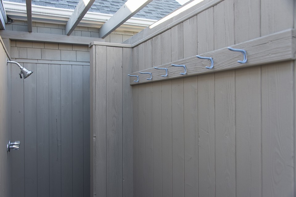 outdoor shower and dressing area