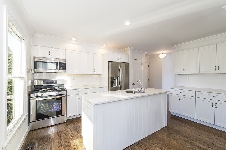 another view of eat in kitchen